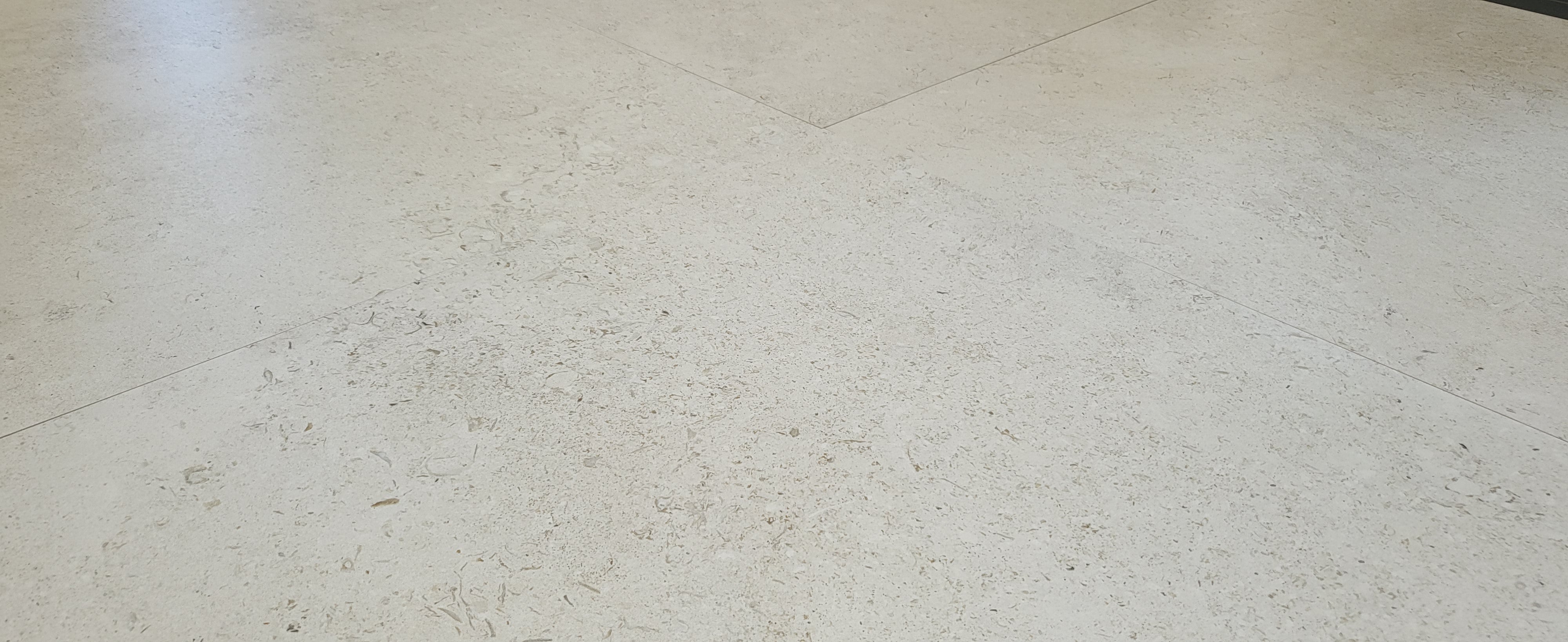 Coquina off White tile