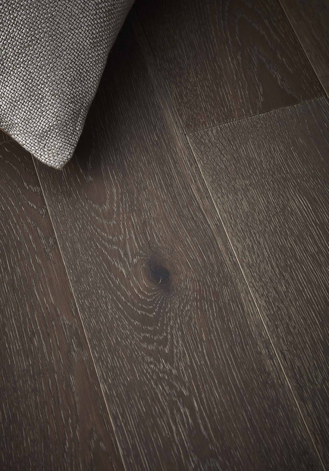 LUVAIN SMOKED OAK