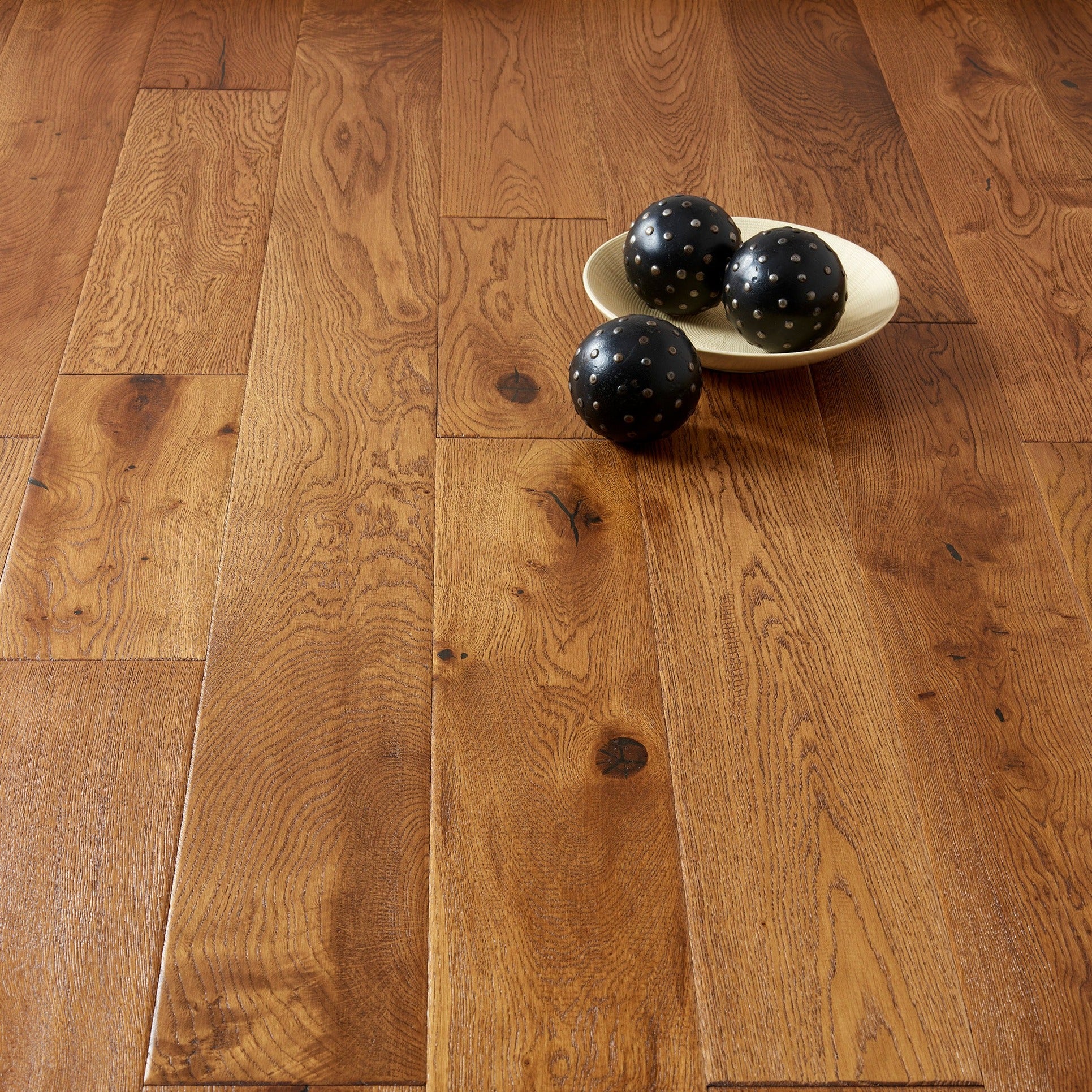 Palace 18/4mm Cognac Oak- Lacquered