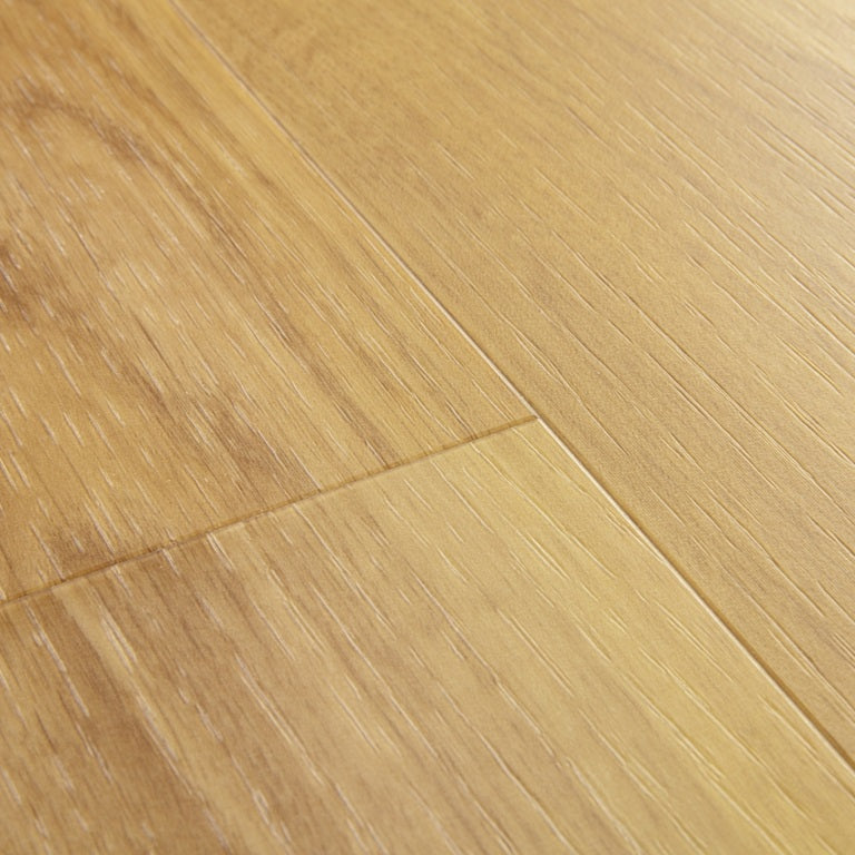 ALPHA - Classic Oak Natural with underlay