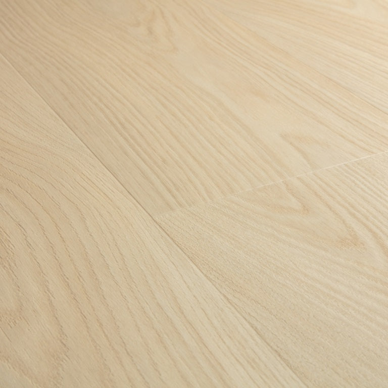 ALPHA - Buttermilk Oak with underlay