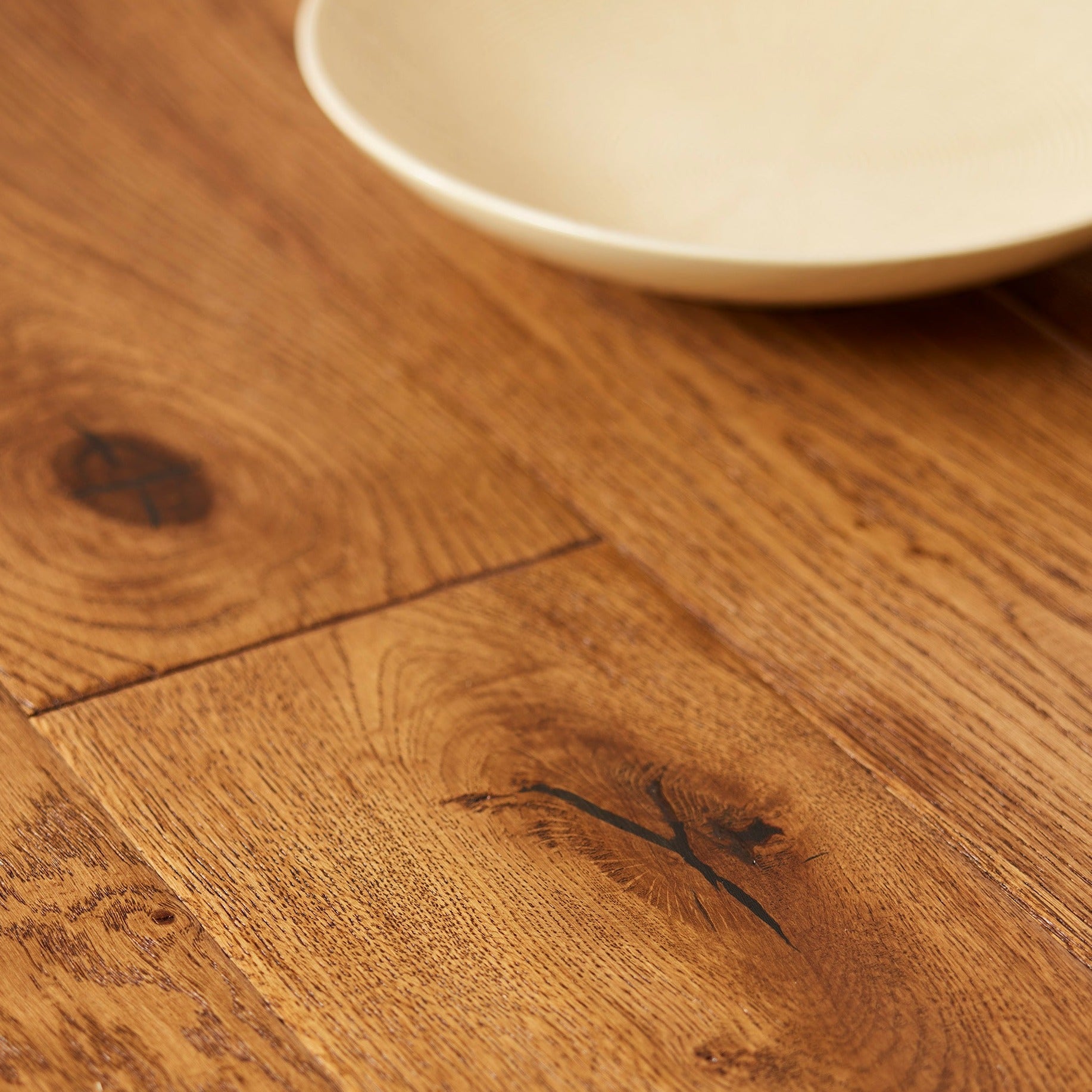 Glen 18/3mm Cognac Oak- Lacquered